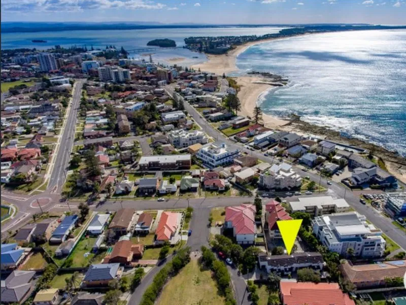 Blue Bay - 3 Bedroom Townhouse 250 Metres to Beach