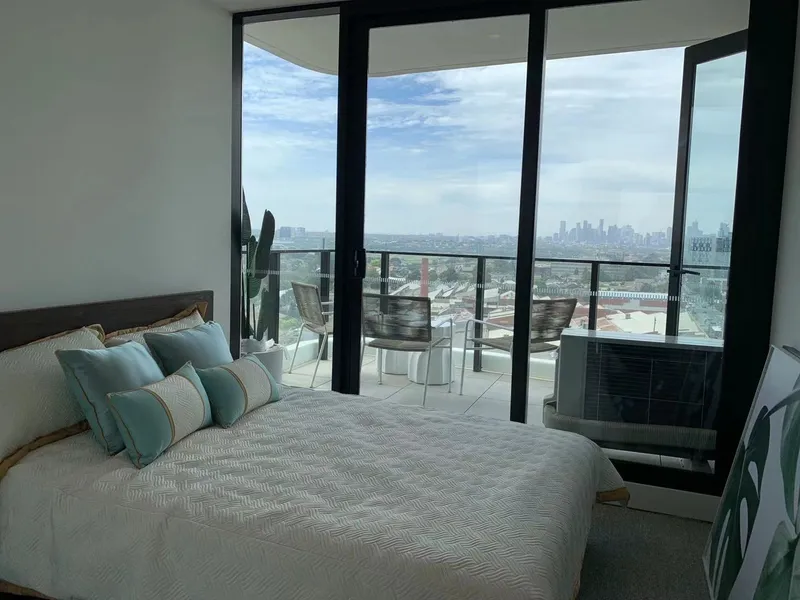 Brand New: North facing, Level 14, Top Floor, 2 Bedrooms 2 Bathrooms, 188 Ballarat Road, Footscray VIC 3011 ***Special Deal! ***