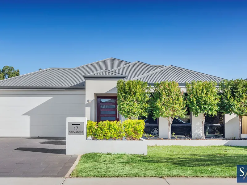 LIFESTYLE AND LUXURY