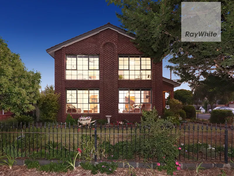 Distinctive Architecture with Flair and Flexibility