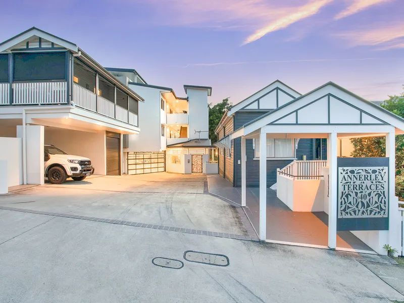 Multi Level with City & Mountain Views