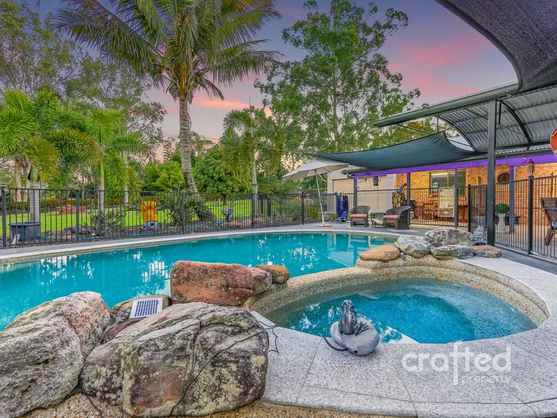 acreage life | Acreage Estate close to amenities + Shed + Pool (5000m2)