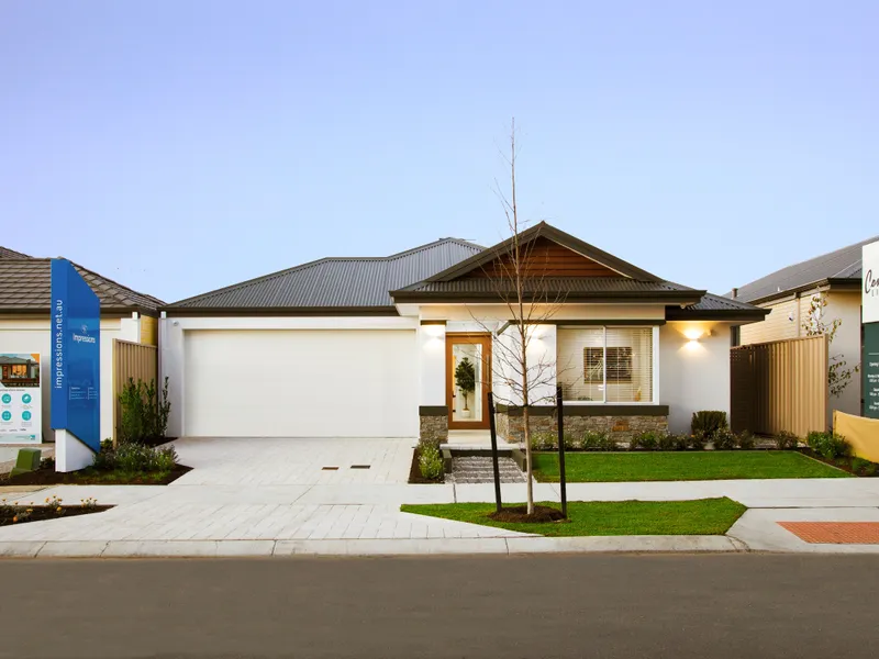 EX IMPRESSIONS DISPLAY HOME FOR SALE NOW!