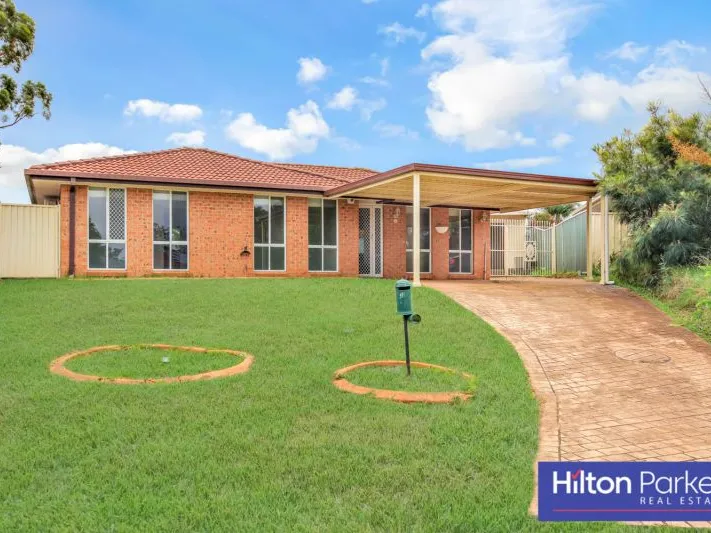 THREE BEDROOM HOUSE WITH SEPARATE TEENAGE RETREAT!