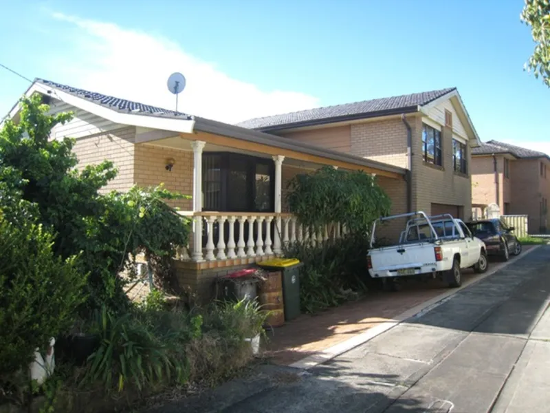 LOCATED IN A QUIET CUL-DE-SAC