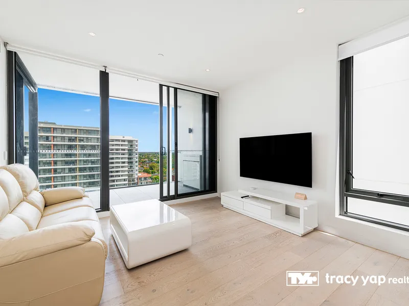 Level 22 with View, 1bedroom + Study