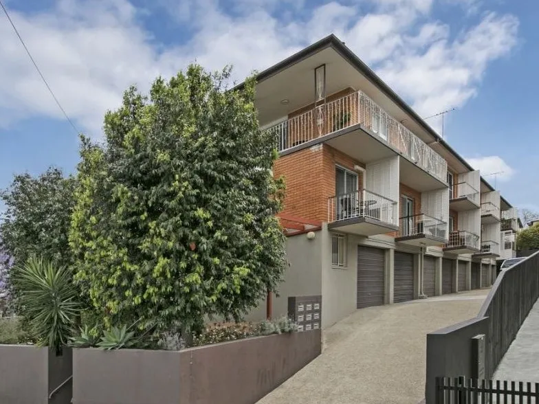 TWO BEDROOM BOUTIQUE APARTMENT ON THE PEAK OF TENERIFFE HILL