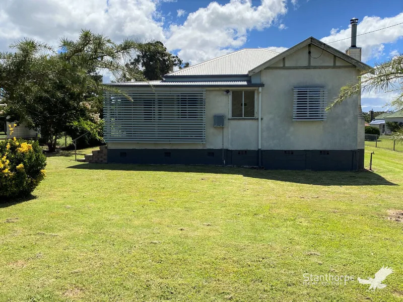 Traditional Country Style Cottage