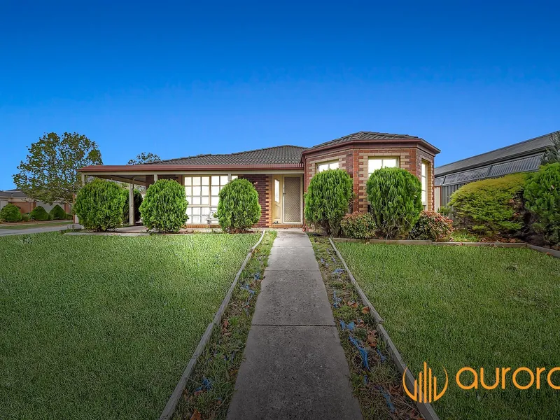 Large Family Entertainer In Prime Location!