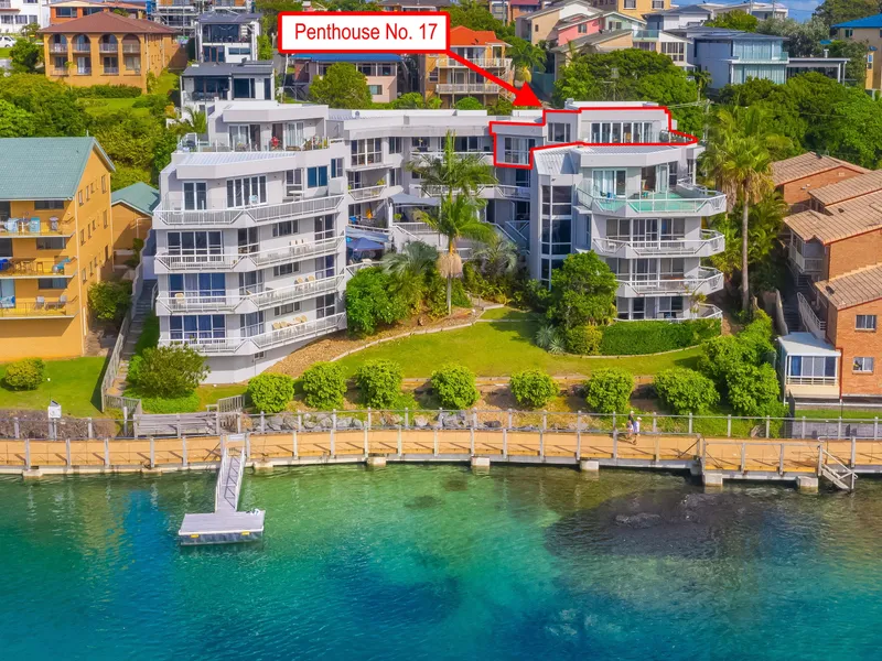 3br + study renovated penthouse apartment- ocean and estuary views