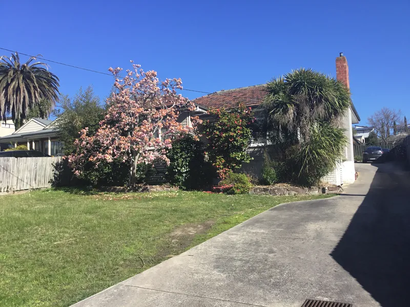 Spacious & Convenient ***WATER USAGE INCLUDED***