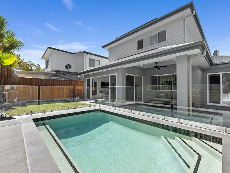 Immaculate Reedy Creek Living