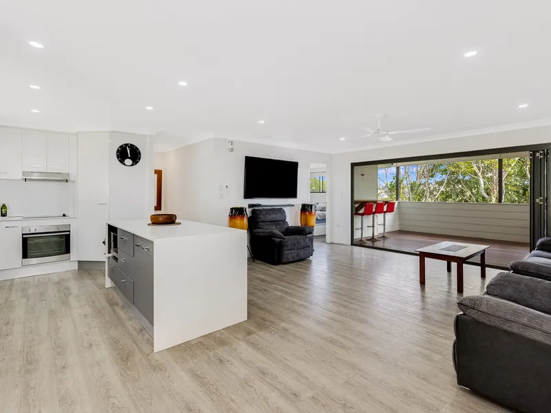 Dual living / Investment / Extended family!