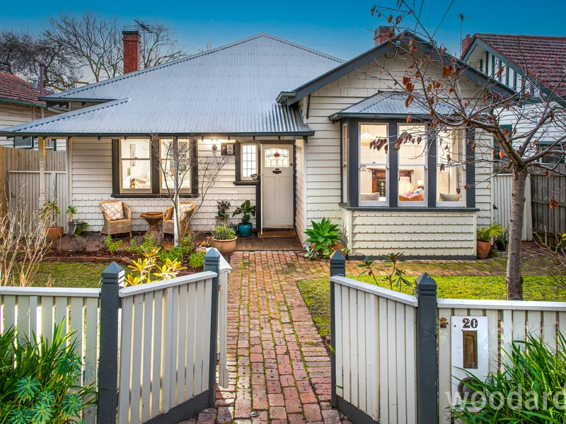 c1920 weatherboard beauty sees the old meet the new