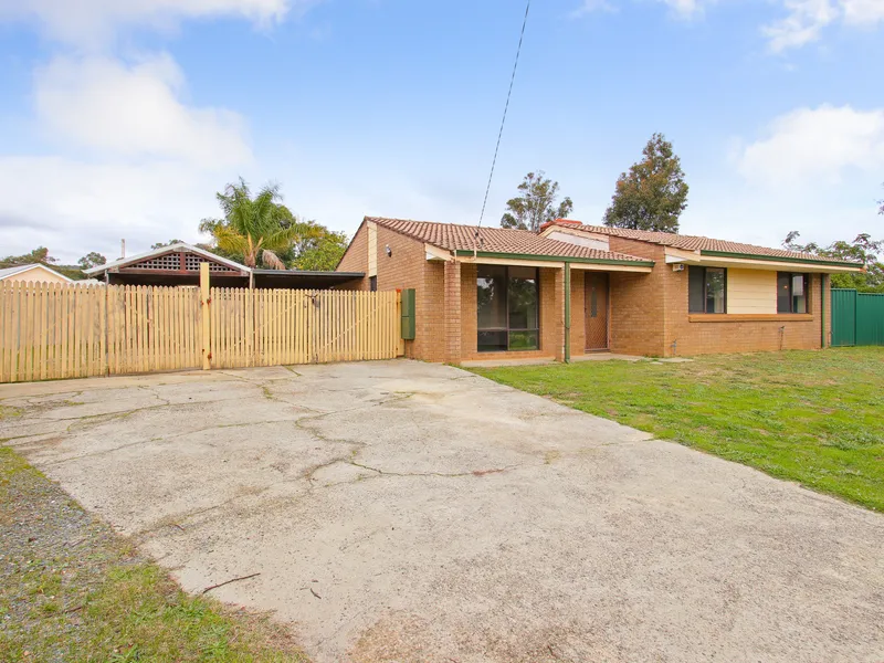 SPACIOUS FAMILY HOME OR INVESTOR/DEVELOPER'S DREAM