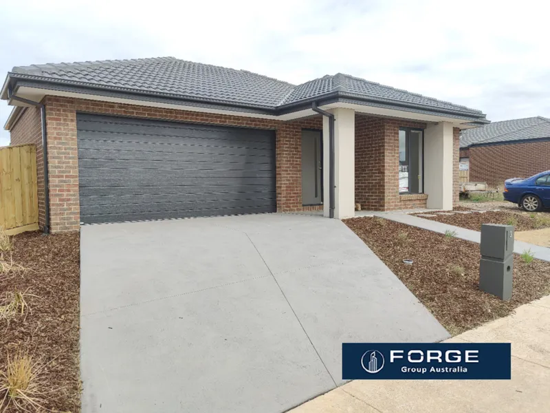 New Built Quality Home By Metricon, Perfect For Family Living.