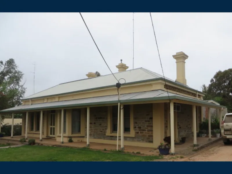 Historical home in the heart of Clare
