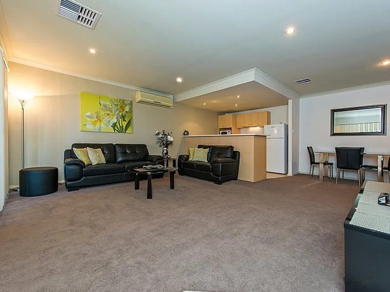 NEAT and TIDY unit close to PERTH CBD