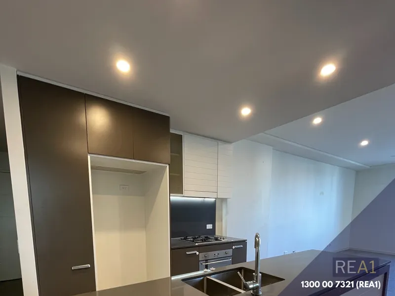 Spacious 2-bedroom apartment with HUGEmulti-functional courtyard