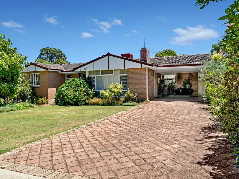 INCREDIBLY RARE IN ARDROSS!!