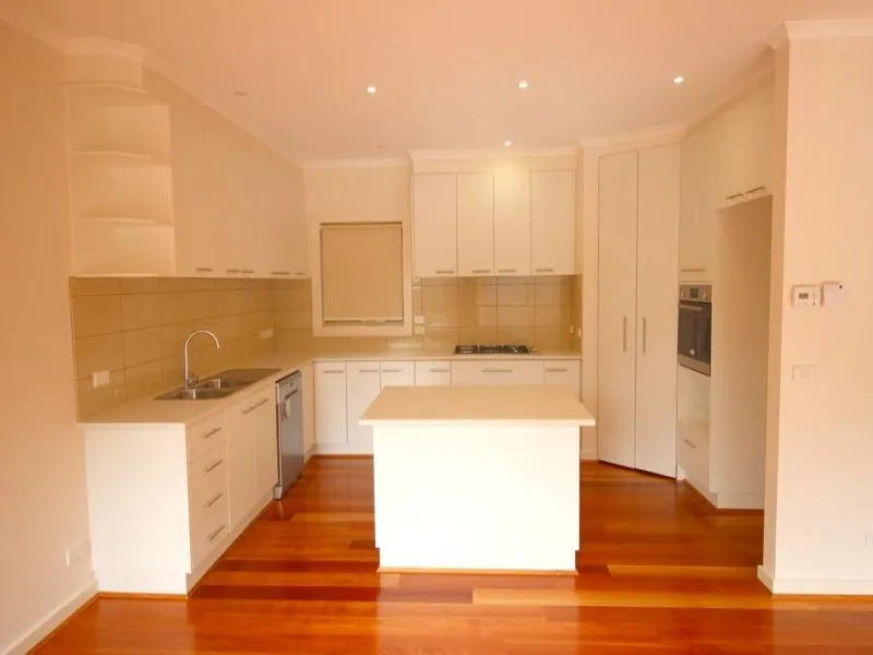 SPACIOUS, IN A GREAT POSITION