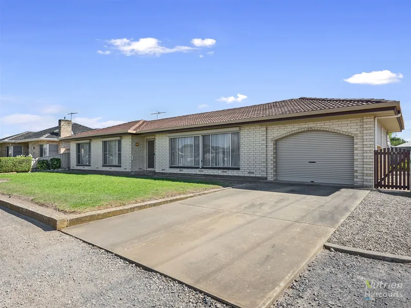 Spacious Corner Block