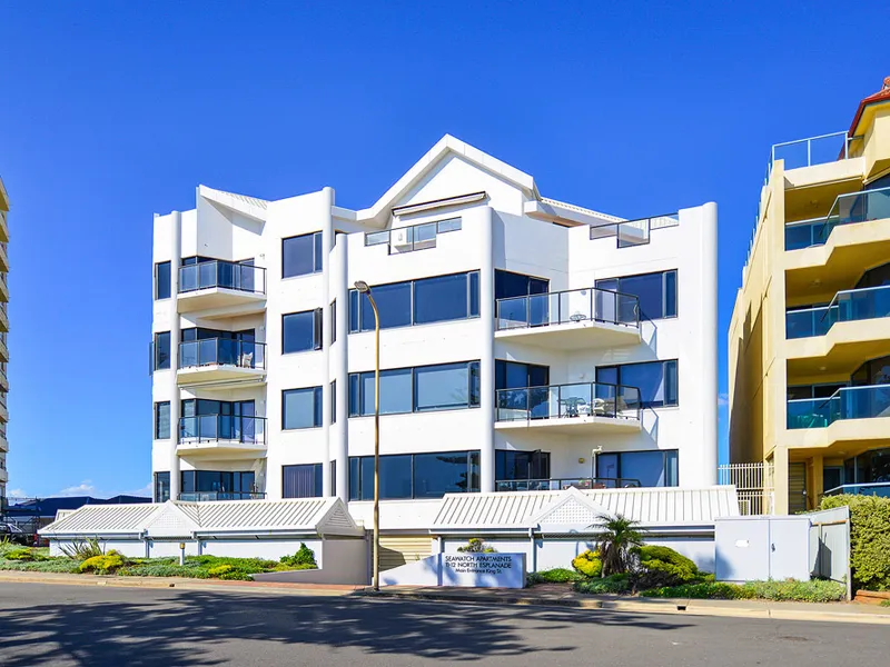 STUNNING UNINTERRUPTED NEVER ENDING SEA VIEWS, THIS LARGE UNIT OFFERS RELAXING SECURE LOW MAINTENANCE EASY CARE LIVING SWIMMING POOL ENTERTAINING AREA