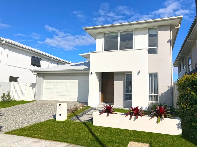 BEAUTIFULLY MODERN AND SPACIOUS HOME