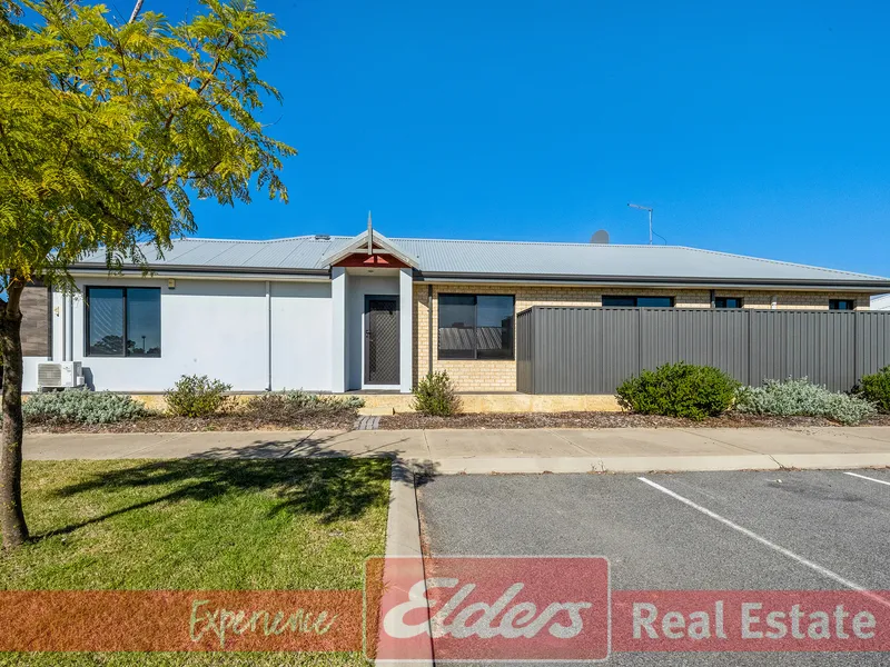 Short Stroll to Baldivis Shops!