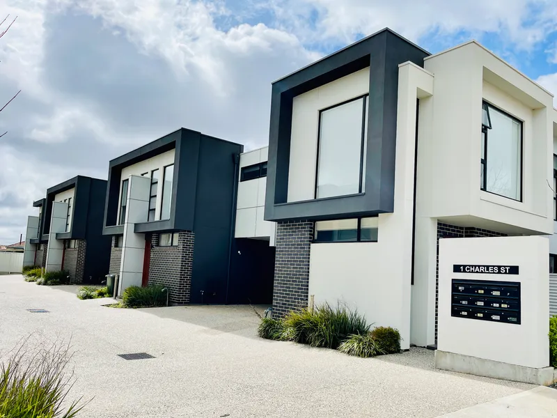 Modern Low Maintenance Three Bedroom Townhouse