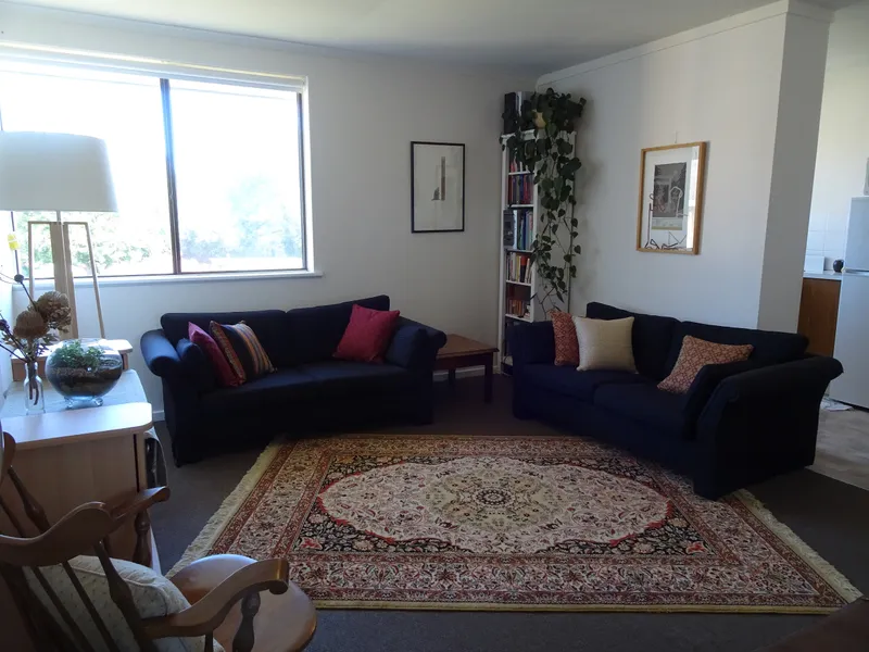 Partially furnished apartment in central Canberra location!