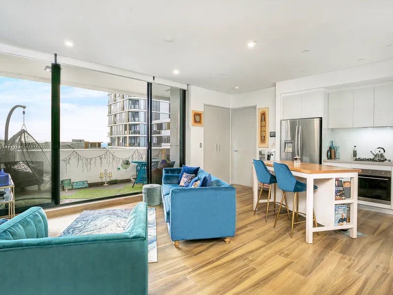 LIGHTHOUSE – a rare opportunity!