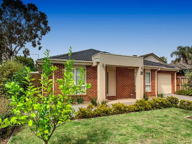 MODERN LOW MAINTENANCE LIFESTYLE APPEAL