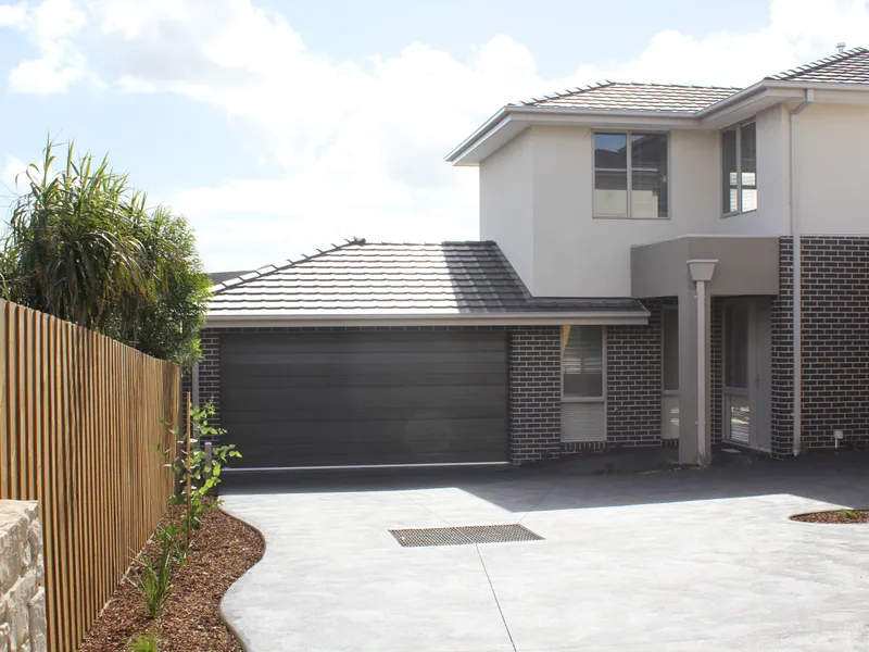 FOUR BEDROOM TOWNHOUSE