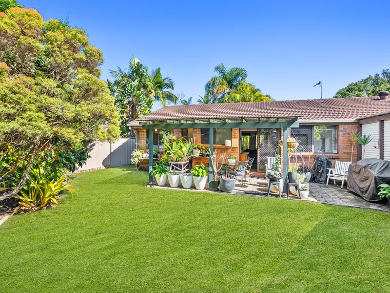 Quiet and Private - Townhouse With An Expansive Yard
