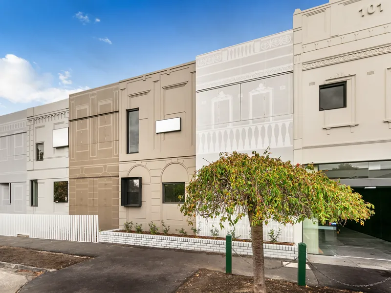 Modern & Bright Two Bedroom Apartment