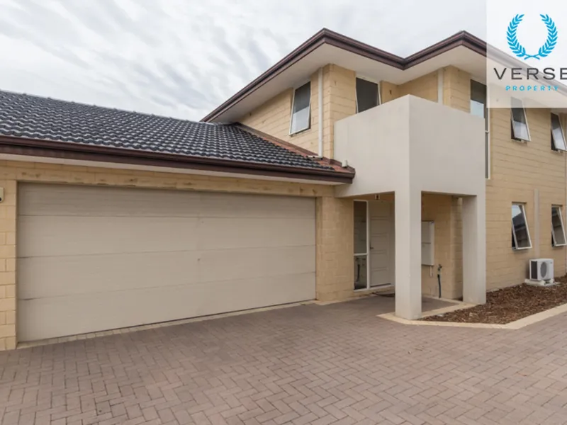 STUNNING 3 X 2 TOWNHOUSE !! BONUS WHITE GOODS!