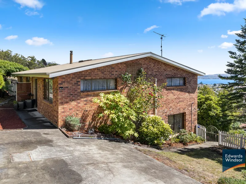 Peaceful Living in Sought after Suburb