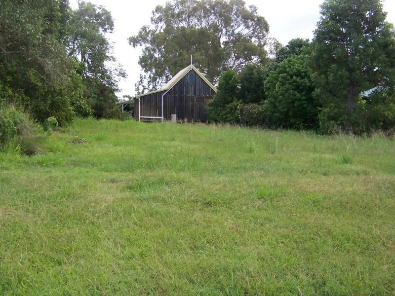 LEVEL BLOCK CLOSE TO ALL AMENITIES