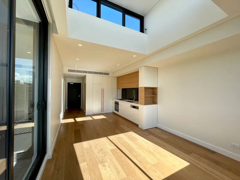 AMARA - 39 Ralph St ALEXANDRIA -  TOP FLOOR 1 Br from $550pw... Open for inspections Saturdays or by appointment!