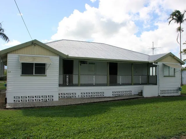 4 Kilometres To Town, Over An Acre, No Neighbours