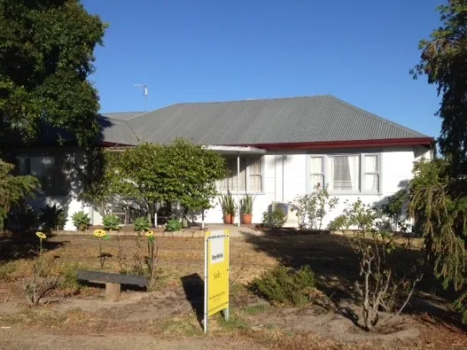 OPPOSITE SPORTING CLUB