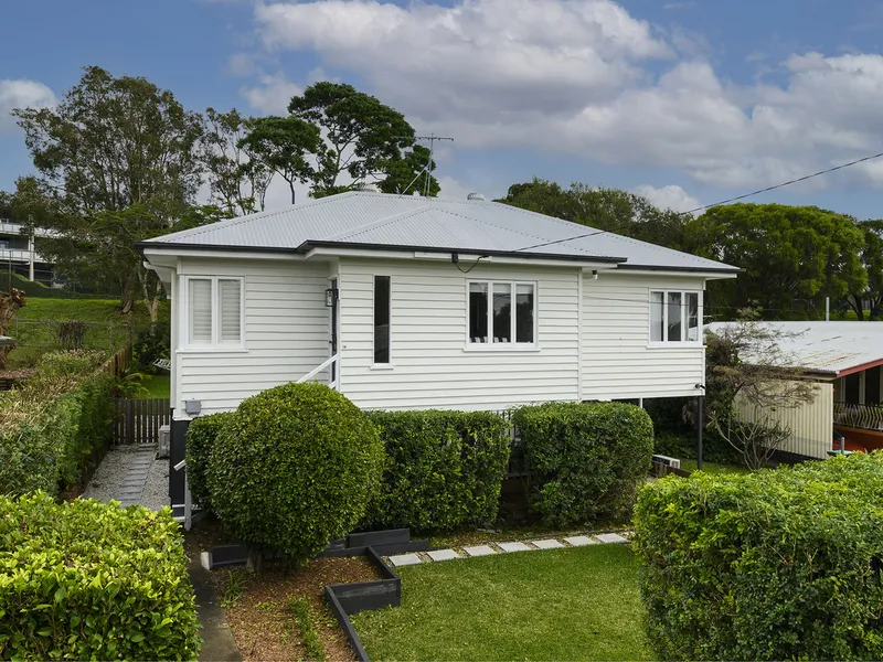 Renovated home with Amazing Entertaining Area!