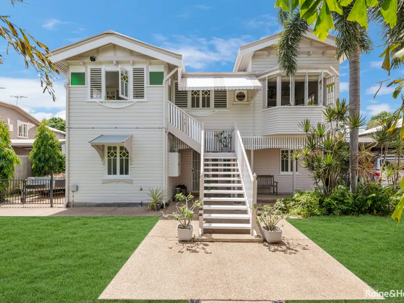 Superb Grand Queenslander!!!