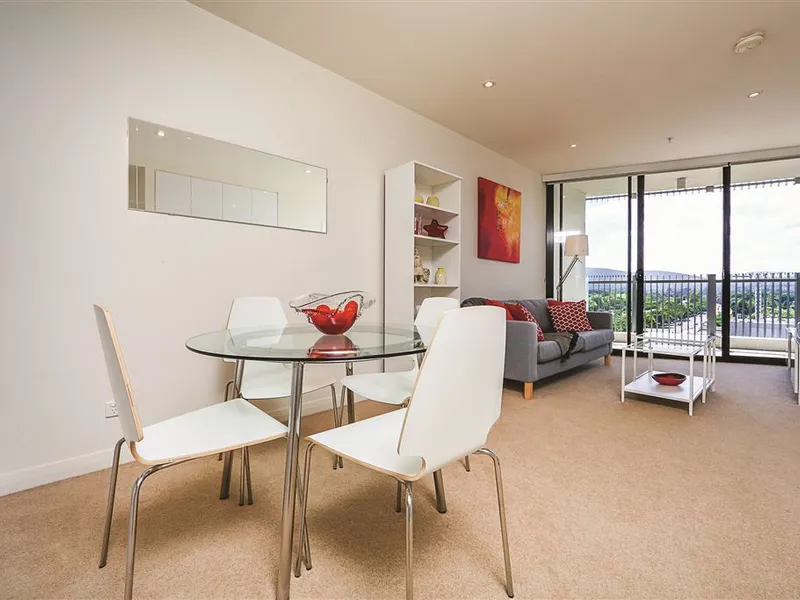 Stunning Fully Furnished & Equipped Executive Apartment!