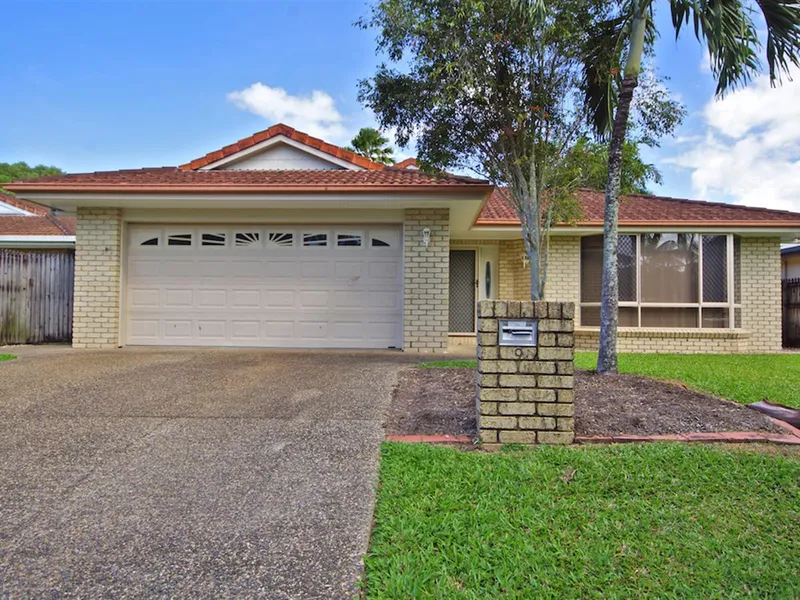 Large Home In Bella Vista