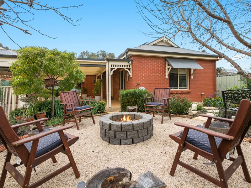 Be Mesmerised On Marchant