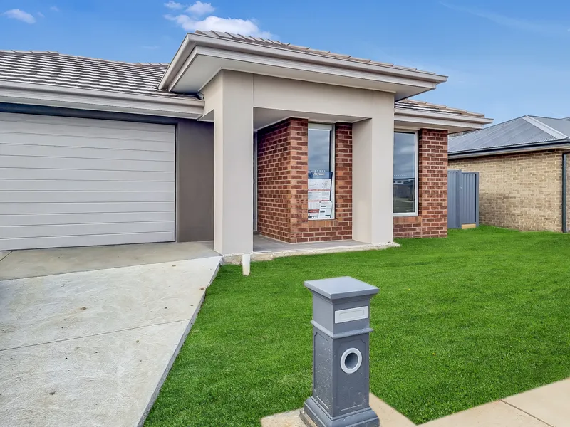BRAND NEW FAMILY HOME - AVAILBALE NOW