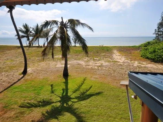 PICTURE PERFECT BEACH FRONT HOME