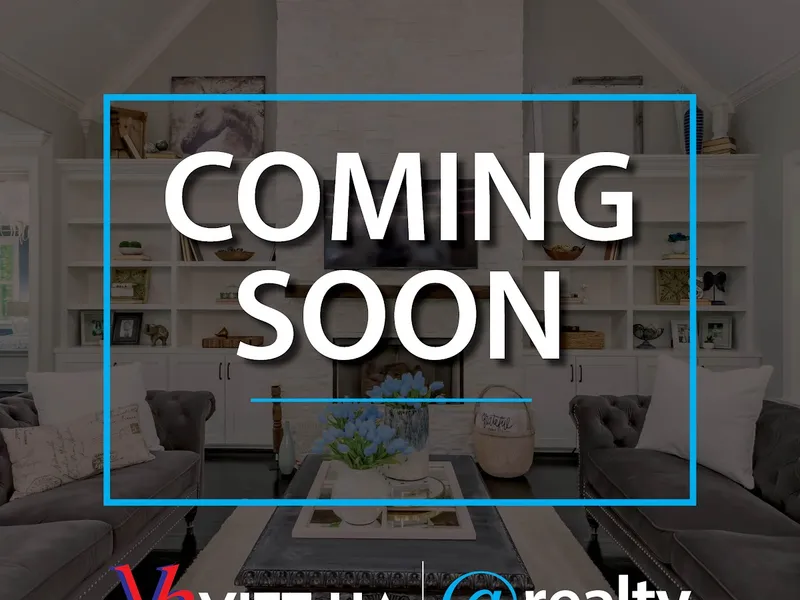 WALK TO EVERYTHING AND NEAT AS A PIN